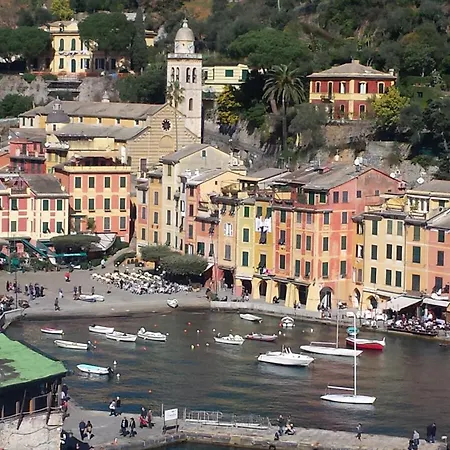 Al Mare Davanti A Portofino - By The Sea In Front Of Portofino * Zoagli